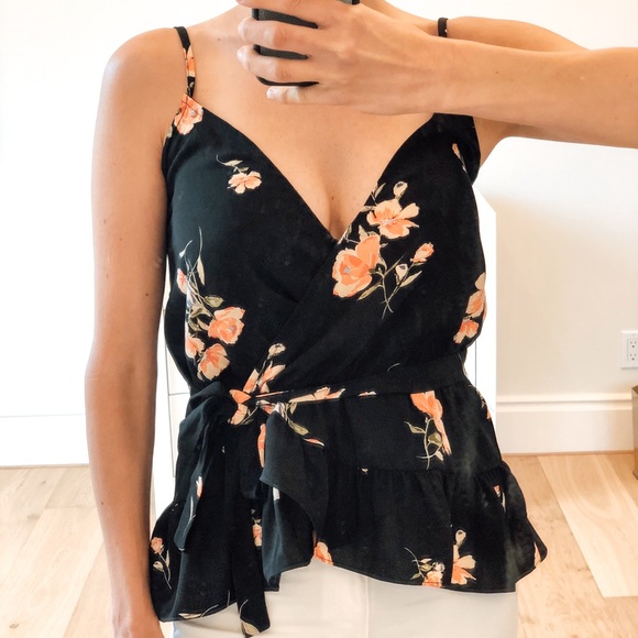 🟡 SALE! SOBE Black Floral Wrap Camisole - Picture 4 of 11